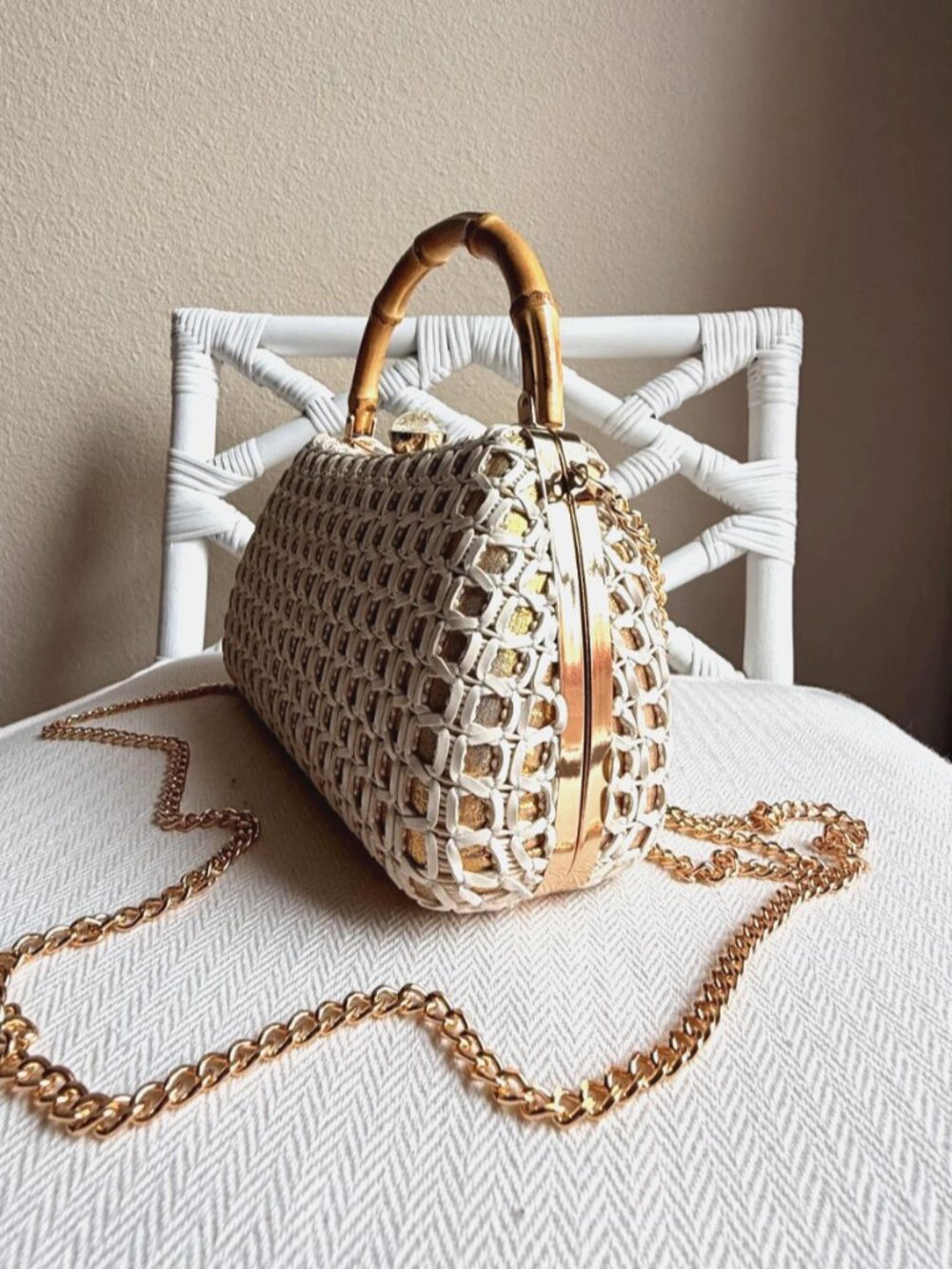 Tommy Bahama Woven Bamboo Handle Clutch Crossbody Chain Bag White Gold NWT - Picture 5 of 16